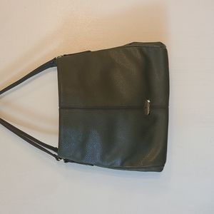 Green anne klein shoulder handbag